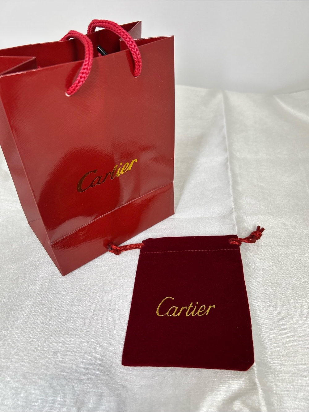 ⭐️CARTIER Jewelry Pouch & Giftbag in Excellent Condition